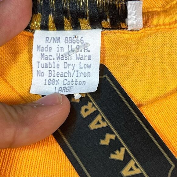 Vintage 90s Caesar’s Palace Embroidered Tee - Picture 5 of 6